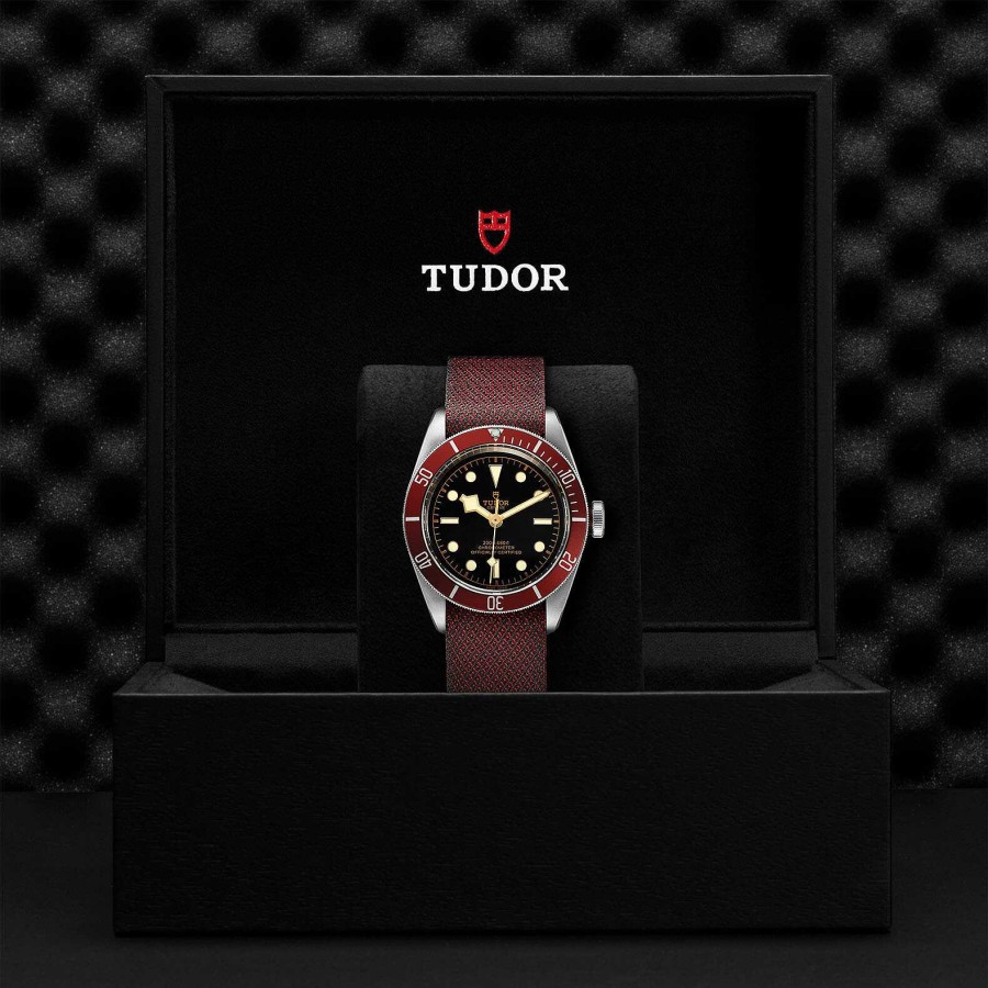 Montres Homme TUDOR | Montre Tudor Black Bay Bo Tier En Acier 41 Mm, Bracelet En Tissu Bordeaux